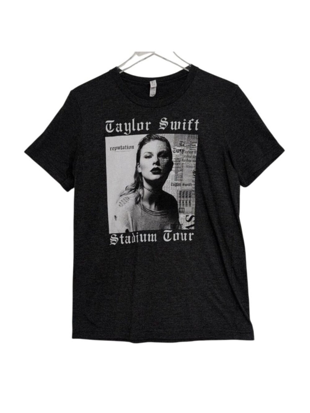 Taylor Swift Reputation Stadium Tour Shirt Unisex Size Medium Gray Short Sleeve